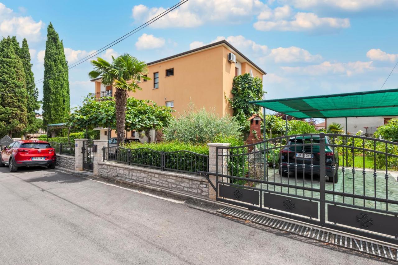 Banko Apartments Rovinj Exteriör bild