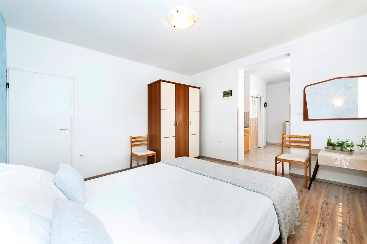 Banko Apartments Rovinj Exteriör bild