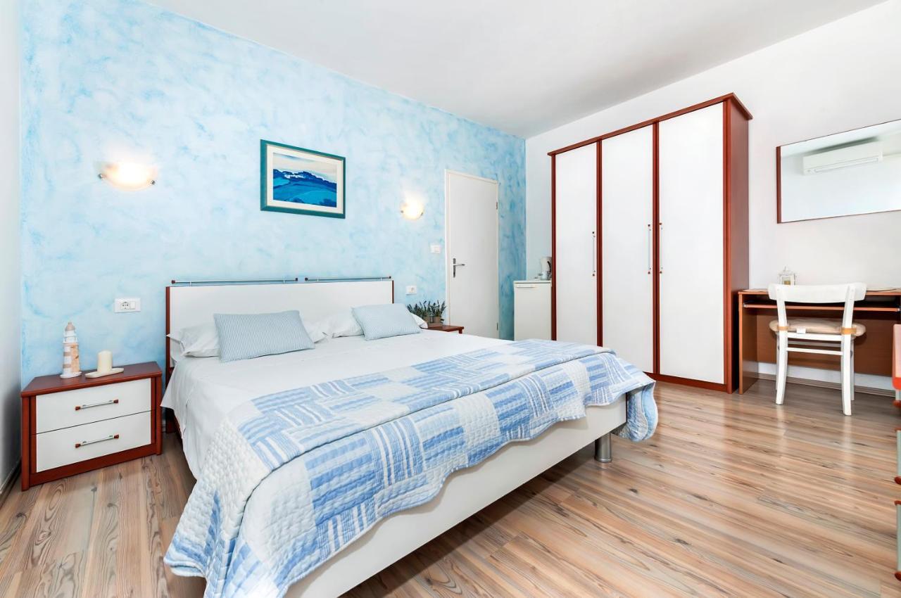 Banko Apartments Rovinj Exteriör bild